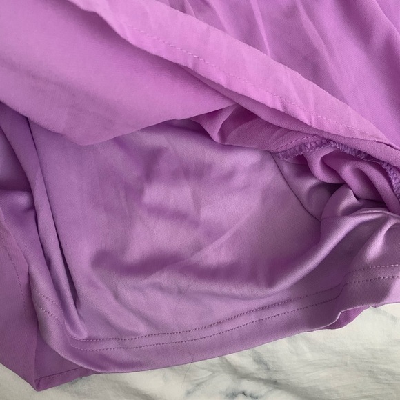 White Closet Flowy Lilac Romper - Picture 4 of 6